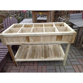 Stół z przegródkami na zioła