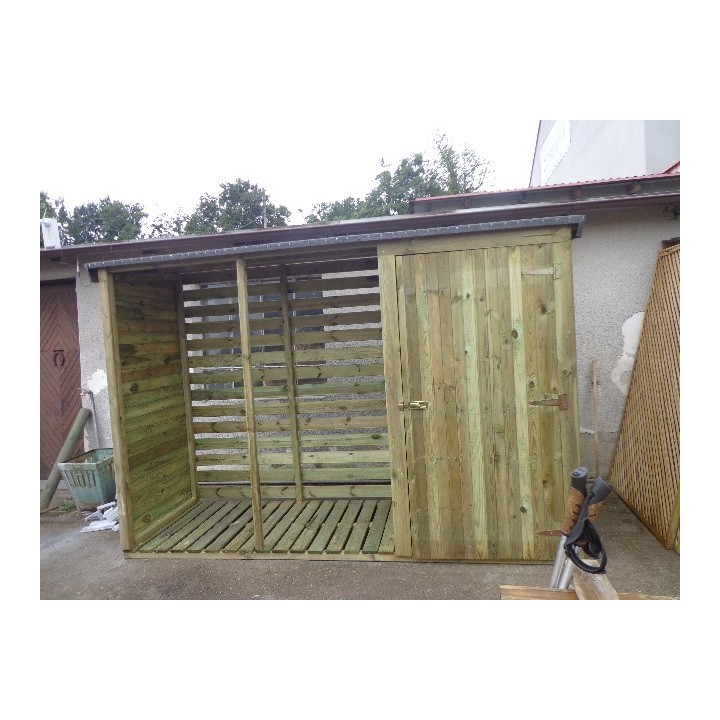 Wiata - drewutnia z schowkiem